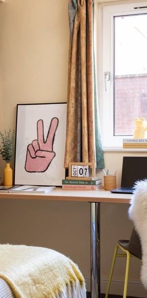 Room in a Shared Flat, Hatton Garden, L3 - Photo 1