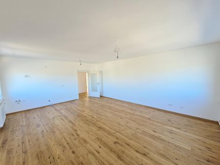 Erstbezug nach Sanierung - 2 Balkone - Bezirk Jakomini - Foto 4