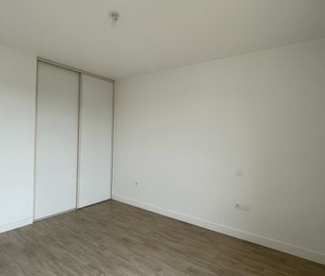 Location Appartement 3 pièces 70m² LA ROCHE SUR YON 85000 - Photo 1