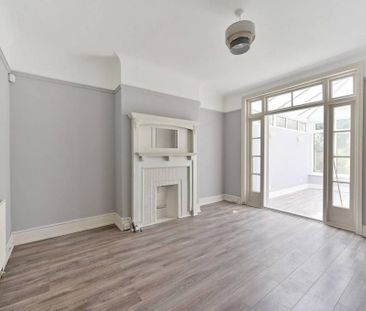 3 bedroom terraced house to rent - Photo 5