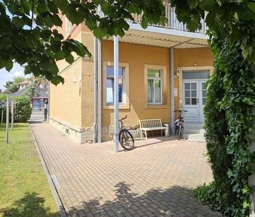 Individuelle und moderne Familienwohnung mit groÃem Balkon unterm ... - Photo 1