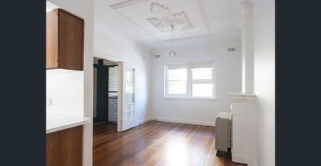 Peace & Quiet tucked away at the end of a Court. - Photo 2