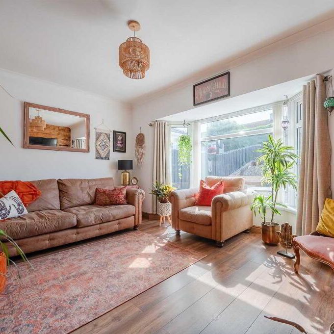 38 Creevy Avenue, Belfast, BT5 7PN - Photo 1