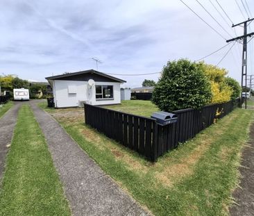 52 Bayly Street, Waitara, Unit 2 - Photo 2