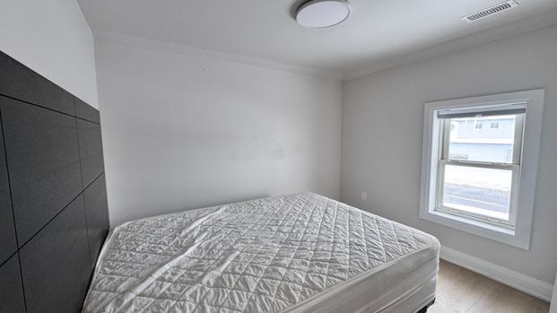 For Lease - 5731 Stanley Avenue Unit# C2, Niagara Falls, Ontario - Photo 1