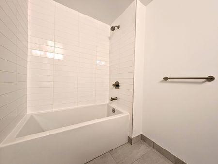 For Lease - 20 Soudan Avenue Unit# 2701, Toronto, Ontario - Photo 4