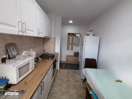 Apartament de închiriat cu 2 camere - Vitrometan - Photo 3