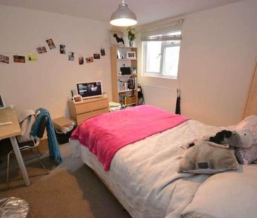 Grange Avenue, Reading, Berkshire, RG6 - Photo 4