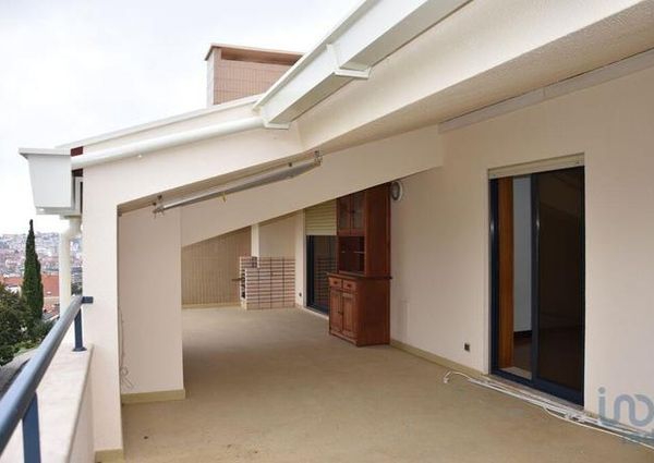 Apartamento T5 em Coimbra