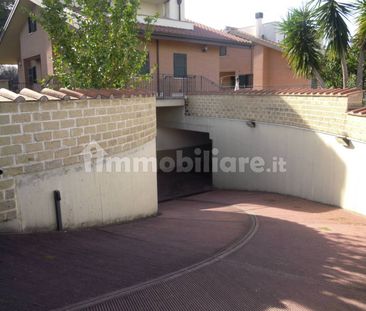 Villa bifamiliare via Giovanni Giuseppe Gizzi 13, Casal Lumbroso, Roma - Photo 6