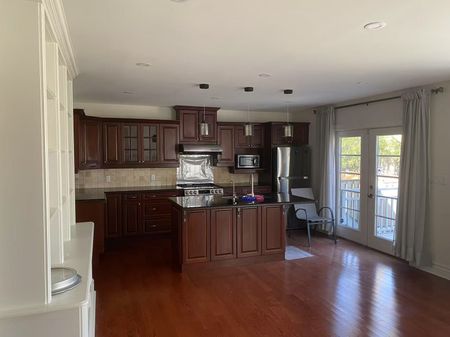 For Lease - 275 Estelle Avenue Unit# Bedroom One, Toronto, Ontario - Photo 3