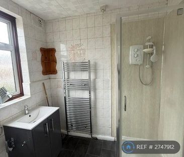 1 bedroom in a house share to rent - Photo 6