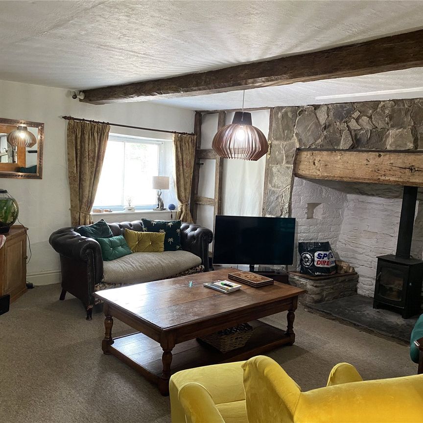 32 High Street - Photo 1