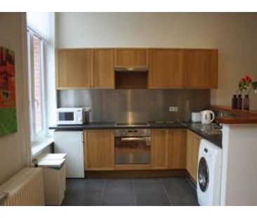 Furnished apartement close from Chatelain - Foto 2