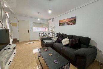 Alquiler de casa o chalet independiente en Calle Pensamientos, 607