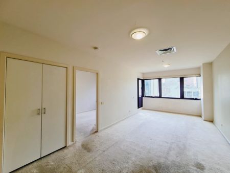 1 Bed, 1 Bath - Photo 2