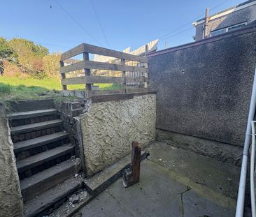 Trewyddfa Common, Morriston, SA6 8HN - Photo 1
