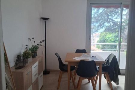 Appartement À Louer - Photo 2