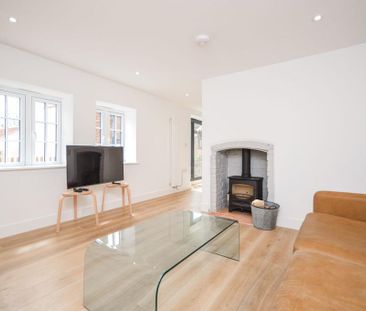 2 bedroom terraced house to rent - Photo 6