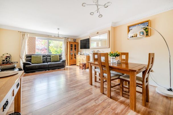 3 bedroom townhouse to rent - Photo 1