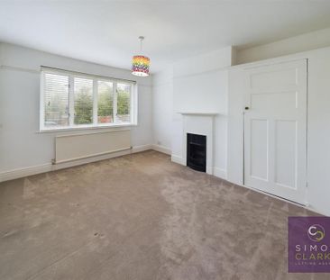 3 bedroom terraced house to rent - Photo 4