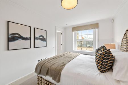 3 bedroom flat to rent - Photo 2