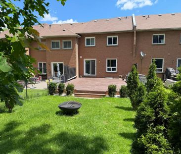 For Lease - 94 October Lane, Aurora, Ontario - Photo 3
