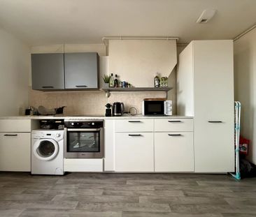 Location Appartement 1 pièce 30m² ST ETIENNE 42000 - Photo 6