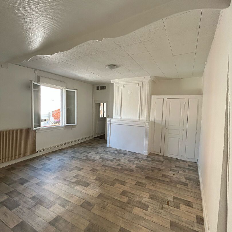 Location Appartement 4 pièces 98m² - Photo 1