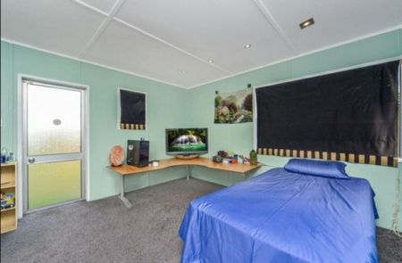 4 Bedroom house in Silverdale - Photo 5