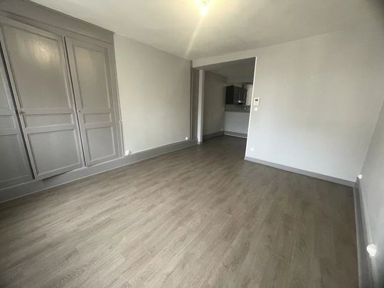 Location Appartement 3 pièces 65 m2 à Saint-Quentin - Photo 1