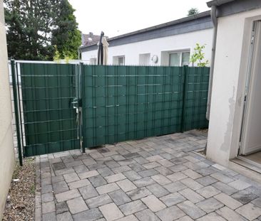 Großzügige 2-Zimmer-Erdgeschoss-Wohnung mit kleiner Terrasse - Photo 1