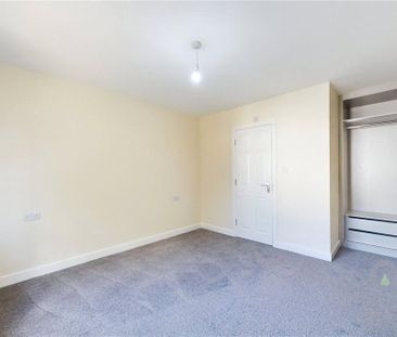 3 bedroom end of terrace house to rent - Photo 5