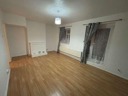 Mungo Park Road Rainham, RM13 - Photo 1