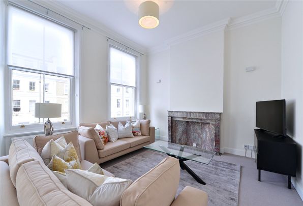 A Stunning Two Bedroom Apartment in The Heart of Kensington - Photo 1