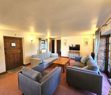 3 bedroom cottage to rent - Photo 2