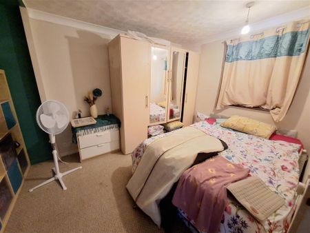 Martian Avenue, Hemel Hempstead - Photo 3