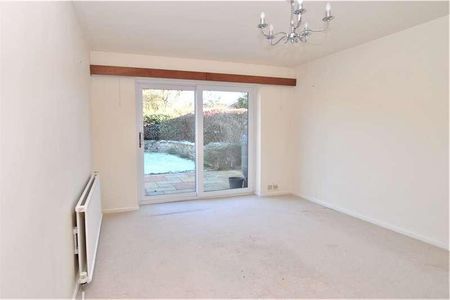 Rosehill Park, Emmer Green, Reading, RG4 - Photo 2