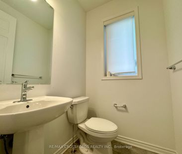 For Lease - 3083 Blazing Star Avenue Unit# Main, Pickering, Ontario - Photo 3