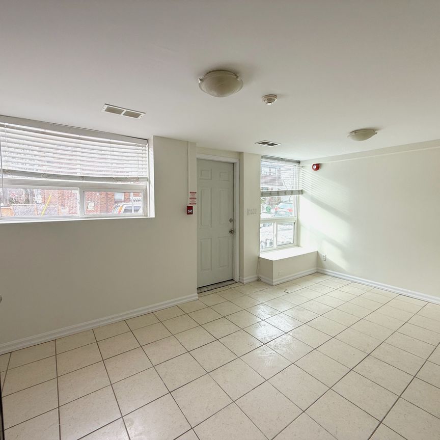 For Lease - 1 Clinton Street Unit# 3, Toronto, Ontario - Photo 1