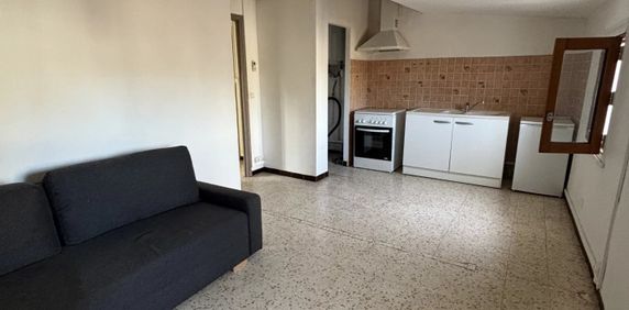 Location Appartement 2 pièces 35m² NIMES 30000 - Photo 2