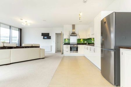 Colonial Drive, W4, London - Photo 2