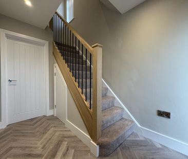 3 bedroom semi-detached house to rent - Photo 6