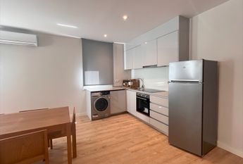 Apartamento T3 com Terraço no Centro do Porto