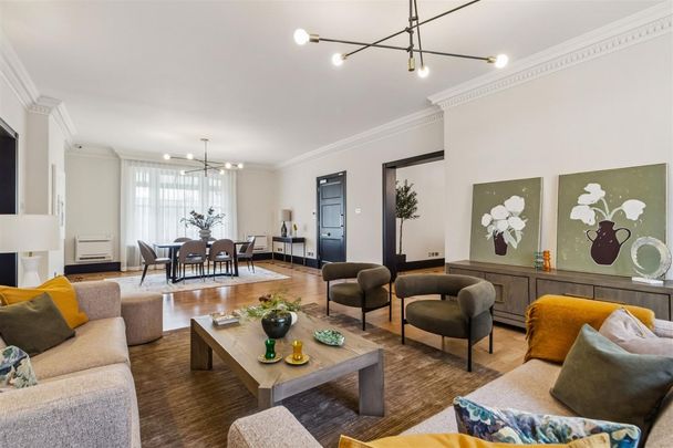 Hans Court, Knightsbridge, SW3 - Photo 1