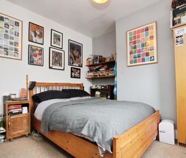 3 bedroom terraced house to rent - Photo 3