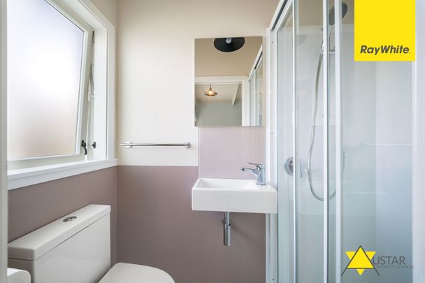If space is what you are looking for, then look no further! - Photo 1