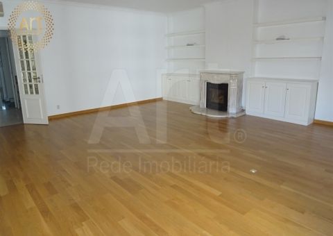 Apartamento T5