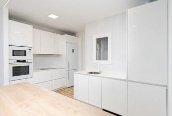 Calle de Fernando el Católico, Madrid, Community of Madrid 28015