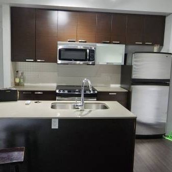 🏡 1-Bedroom Apartment for Rent – Prime Location Near Willowbrook Mall - Photo 1